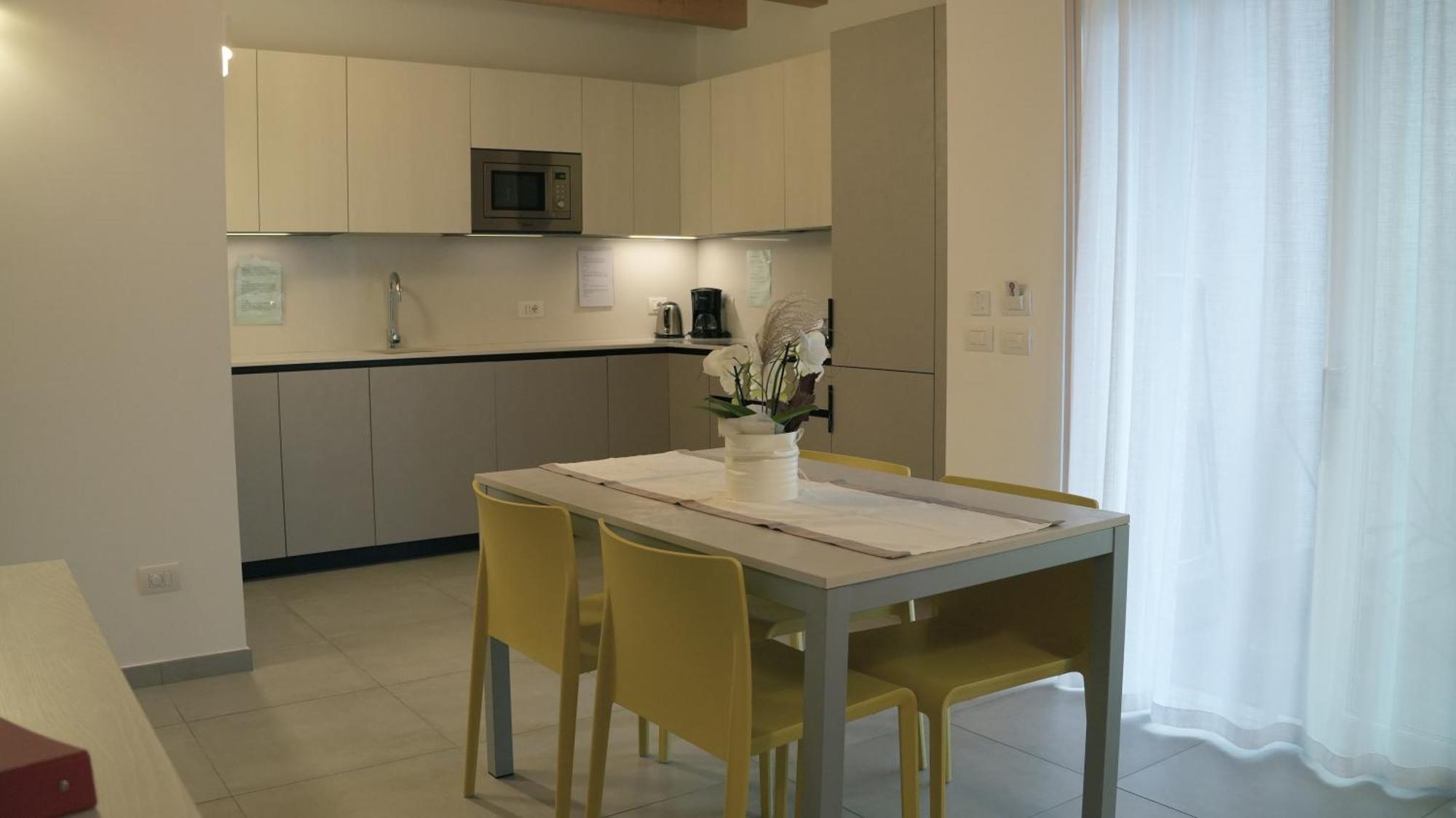 Casa Maria Apartments Riva del Garda Room photo