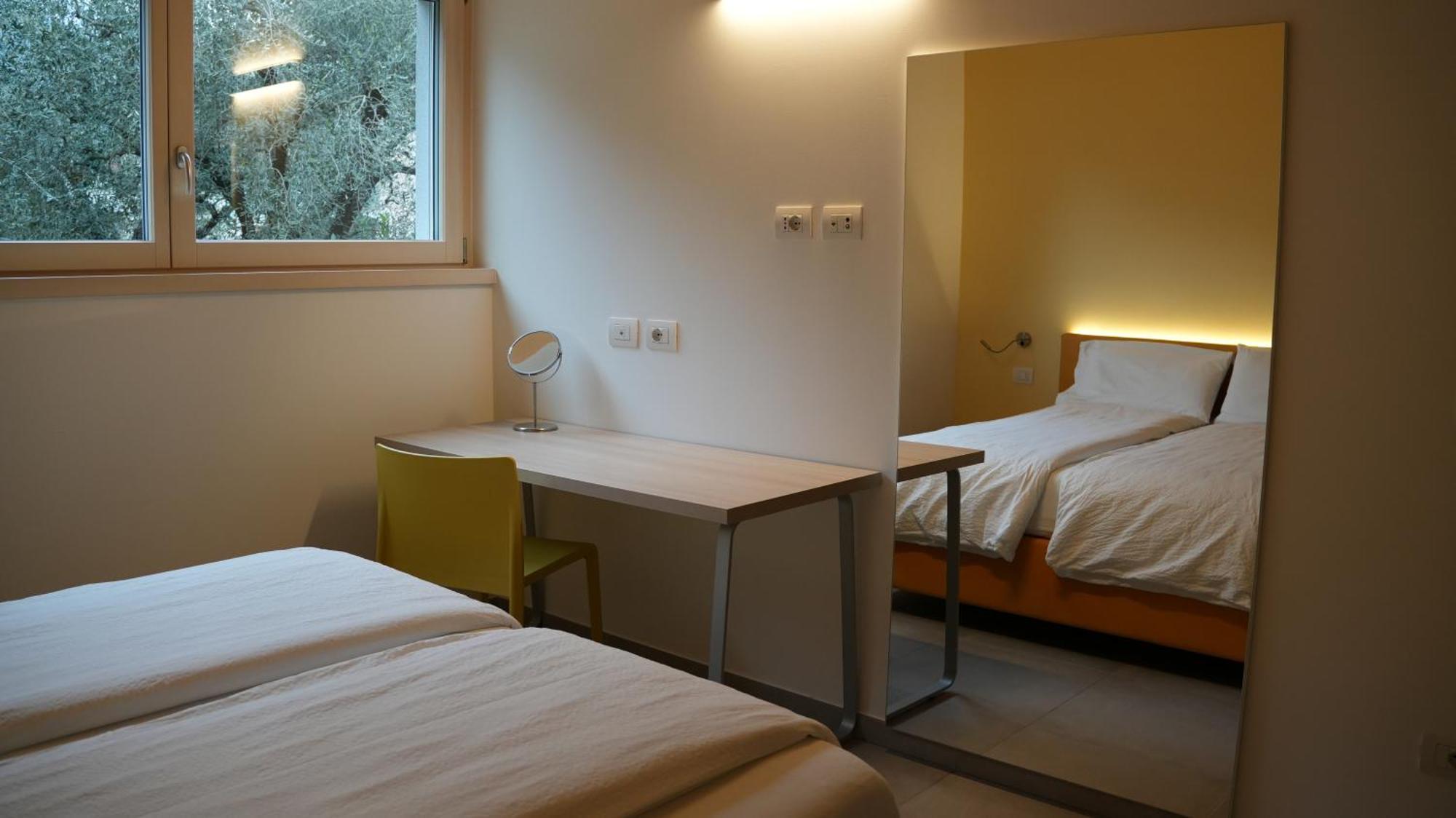 Casa Maria Apartments Riva del Garda Room photo