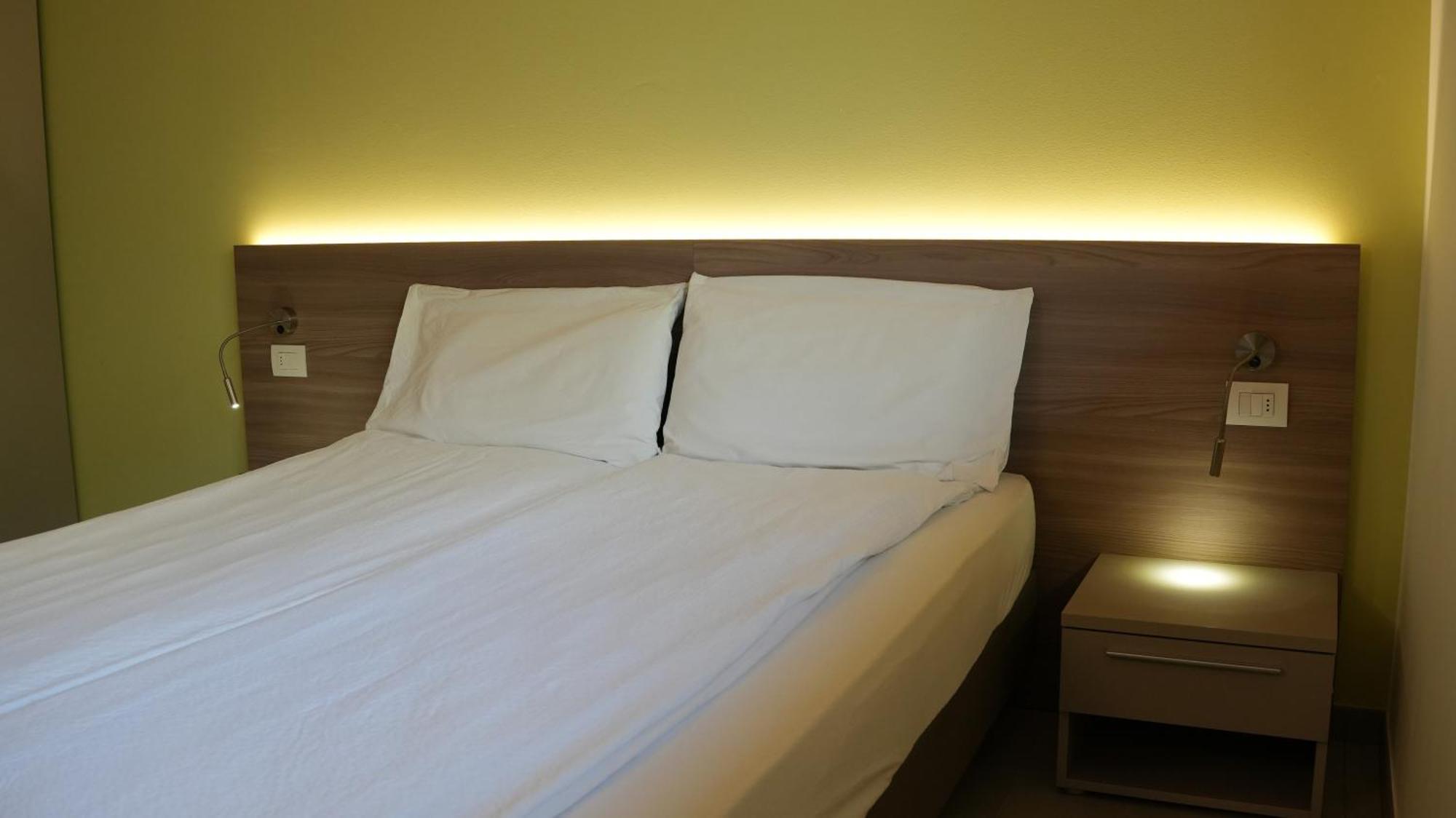 Casa Maria Apartments Riva del Garda Room photo